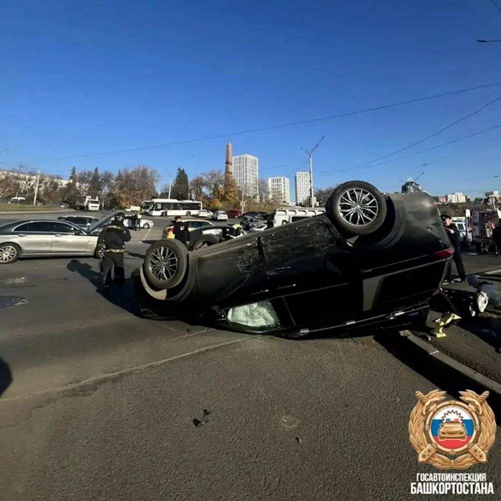 Шестерых детей отправили в больницы после ДТП у Монумента Дружбы в Уфе