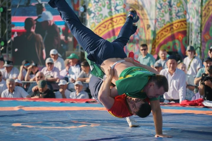 В Челнах разыграют путёвку в хадж среди участников турнира по корэш