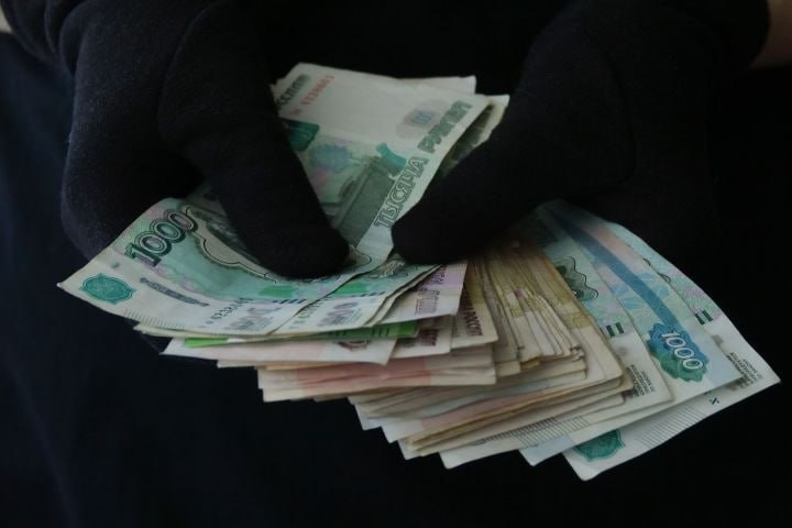 В Челнах пенсионерка отдала мошенникам 2,8 млн рублей из домашних сбережений