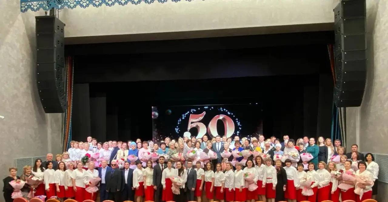 Лицей № 2 в Буинске отметил 50-летие — здесь учились более 4500 человек