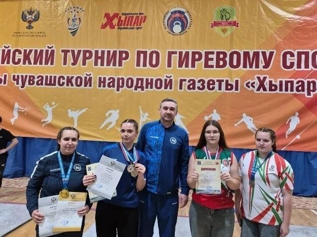 Семь медалей из Чебоксар и новый разряд для Камилы Киселёвой
