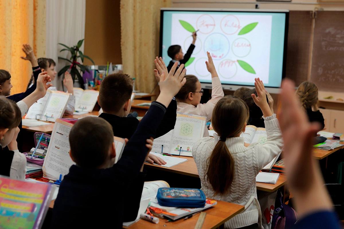 За плохое поведение школьников родителей вызовут на разговор в течение трёх дней