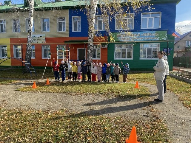 В детском саду «Лейсан» устроили спортивные эстафеты