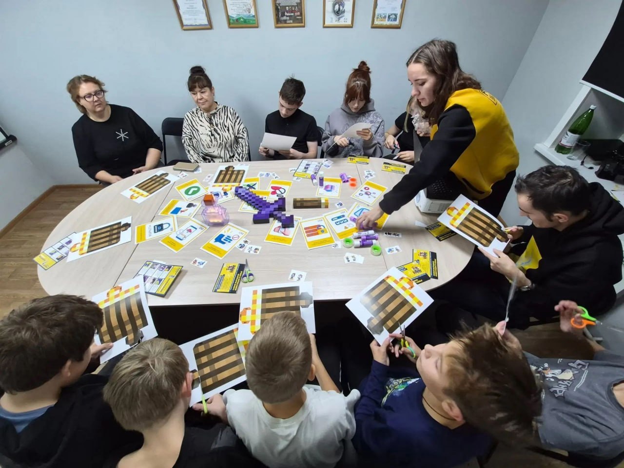В Елабуге подростков научили защищаться от интернет-угроз и работать с ИИ