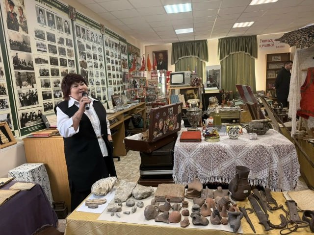 В Азнакаево показали экспонаты, которым больше 100 лет