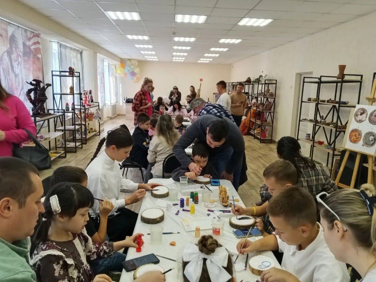 Дети попробовали себя в роли художников