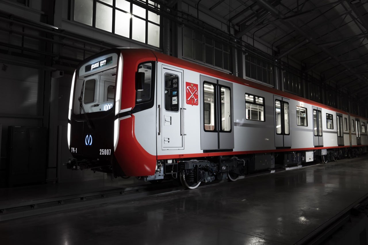 Новые поезда в метро Екатеринбурга? Придётся подождать до 2035 года!